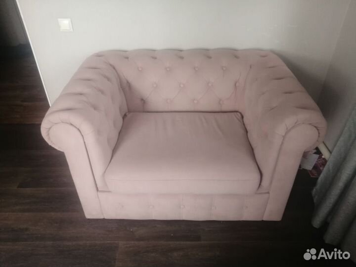 Диваны и кресло бу