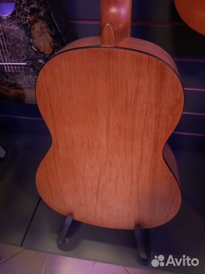 Гитара Yamaha C40M новая