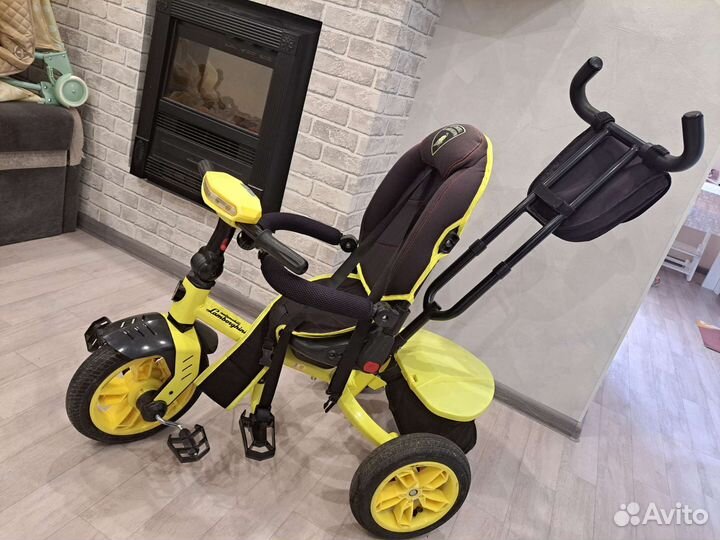Детский трехколесный велосипед