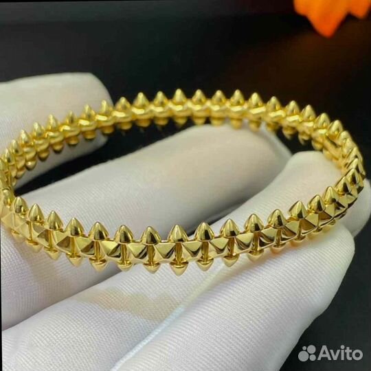 Золотой браслет Cartier Clash