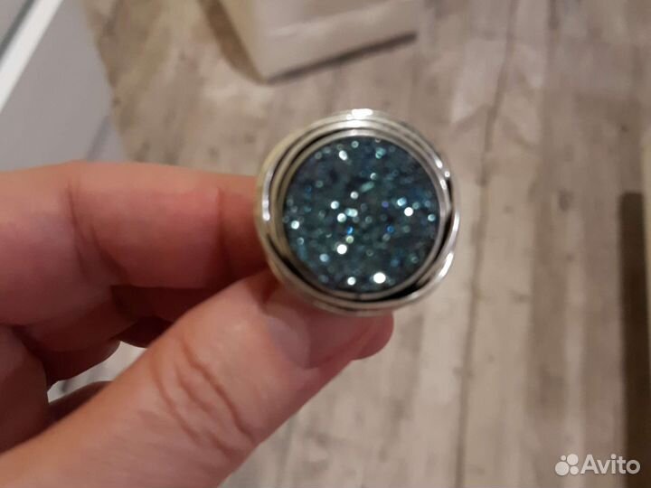 Кольцо и колье с камнем из вулканической породы