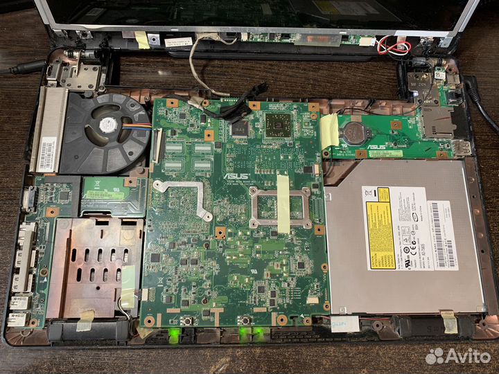 Ноутбук Asus X52D
