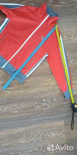 Костюм спортивный