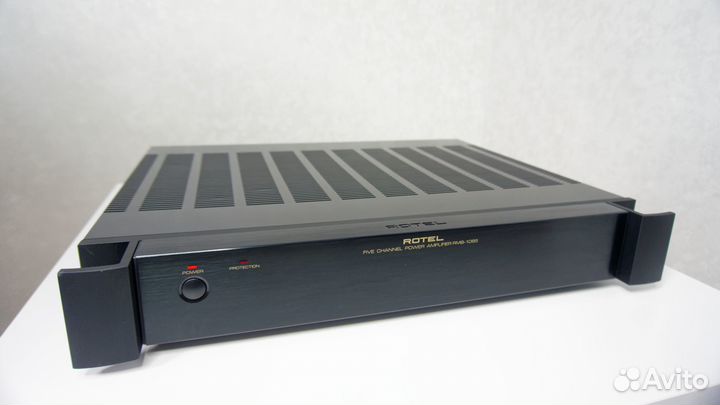 Мощный компактный усилитель Rotel RMB1085, 5x180W
