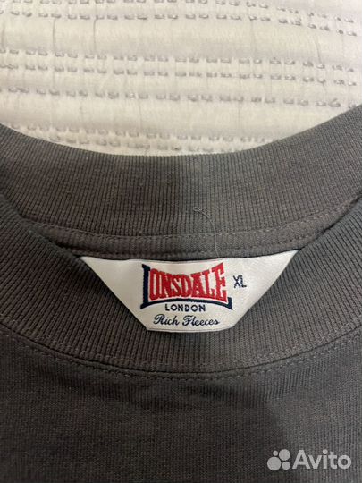 Свитшоты Lonsdale