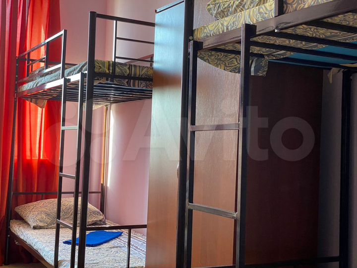Комната 42 м², 5/5 эт.