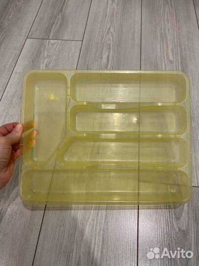 Лоток для столовых приборов