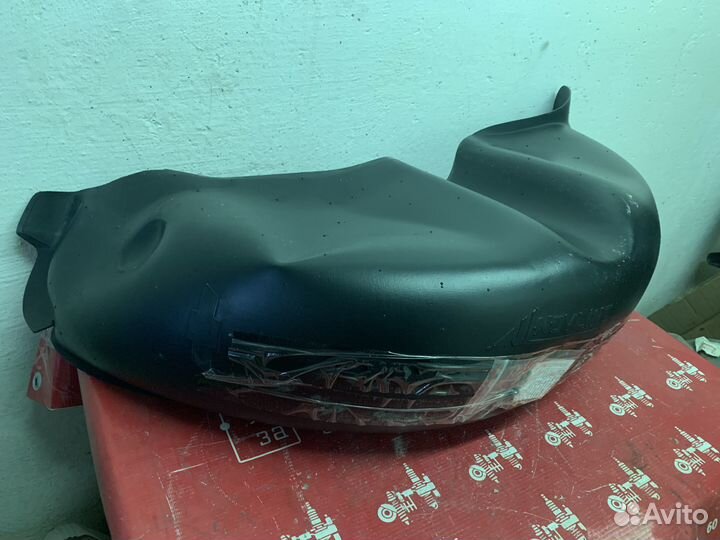 ZAZ Sens Подкрылок задний левый