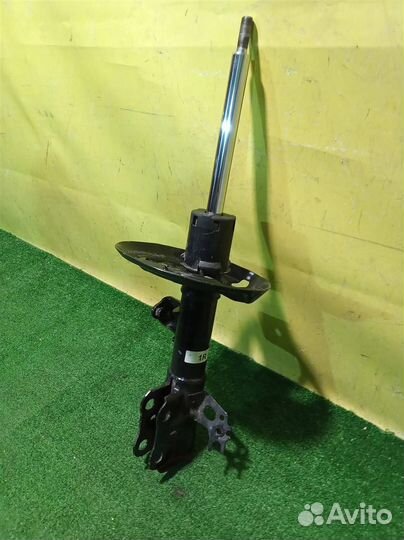 Амортизатор передний правый Toyota Camry V70 2017