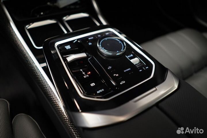 BMW 7 серия 3.0 AT, 2023, 550 км