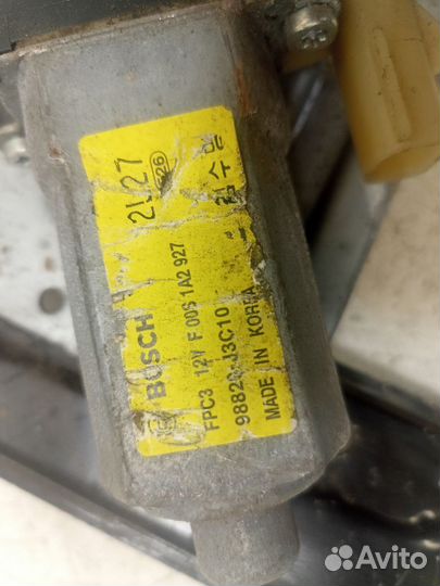 Стеклоподъемник электрический передний правый