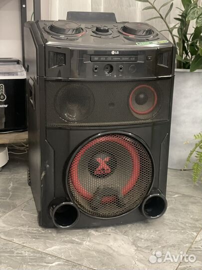 Музыкальный центр