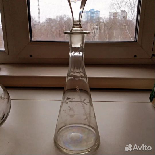 Графины и кувшин