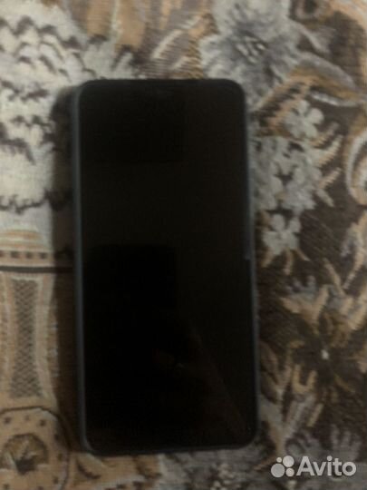 Телефон Poco m3