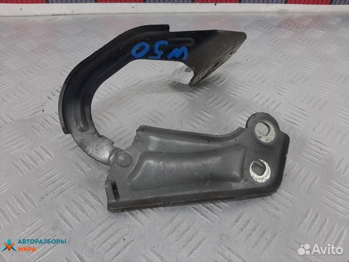 Петля капота Ford Focus 3 2013 BM51A16801AD