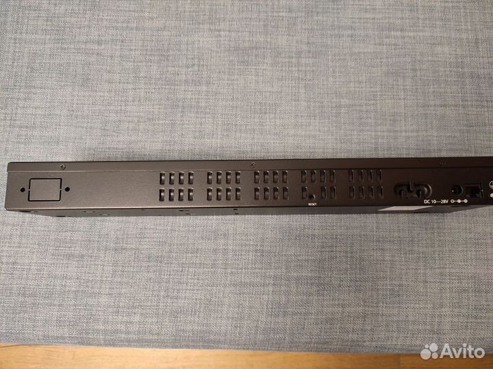 Rb3011uias-RM mikrotik
