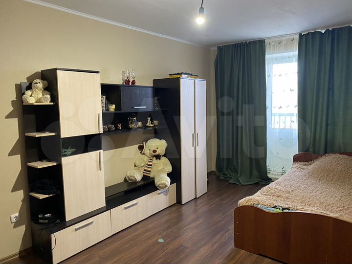 1-к. квартира, 43 м², 3/3 эт.