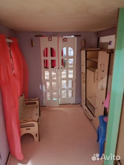 Домик кукольный