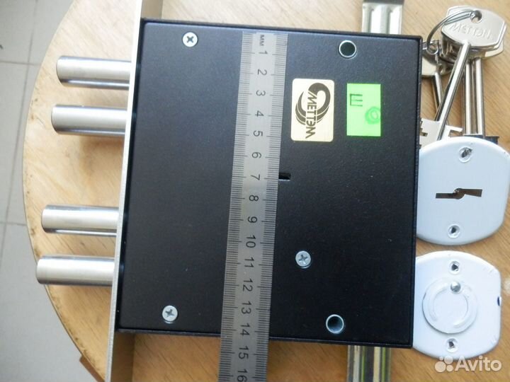 Врезной сувальдный замок меттэм зв8 141.1.0 новый