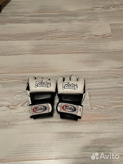 Перчатки MMA «fairtex FGV17» бело-черные