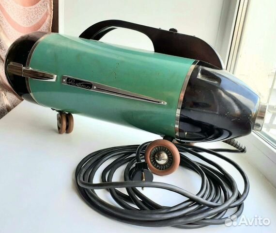 Ретро пылесос Ракета