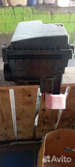 Корпус воздушного фильтра toyota 17700-0L350