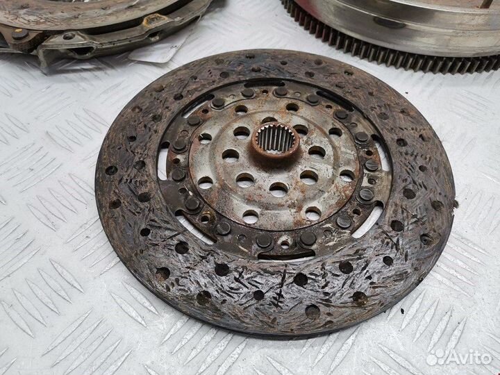 Маховик (демпфер сцепления) для Mazda 6 GG