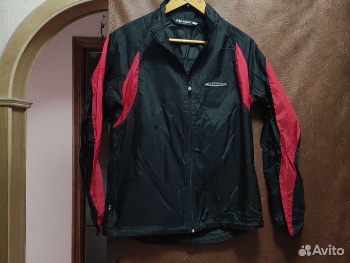 Ветровки спортивные