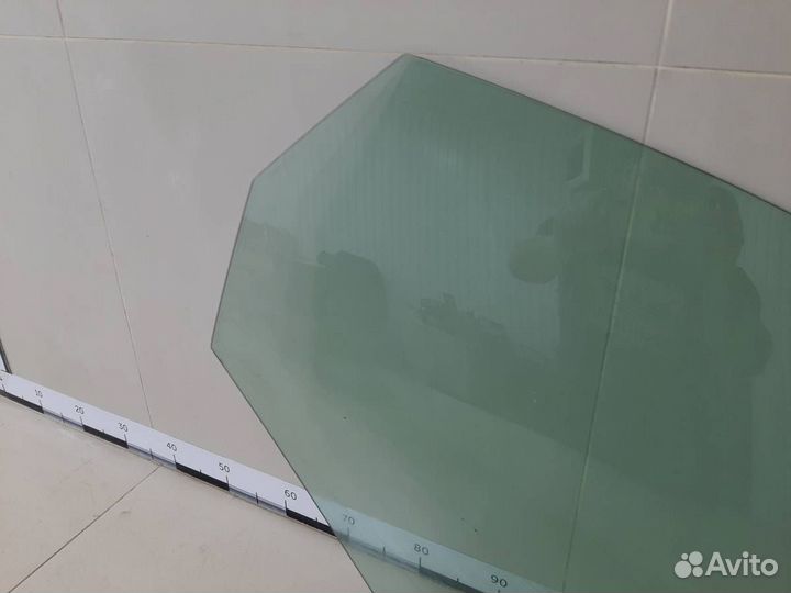 Стекло двери задней правой Volvo S90 2016