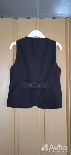 Жилетка школьная на девочку