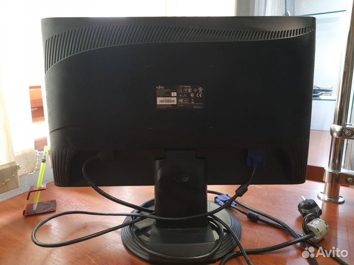 Монитор fujitsu L20T арт. 55714