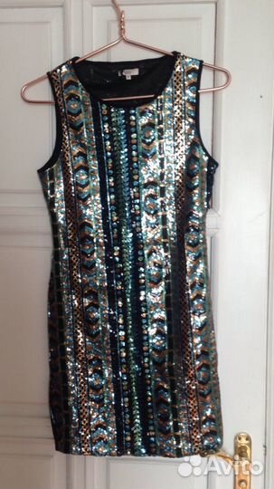 Нарядное платье