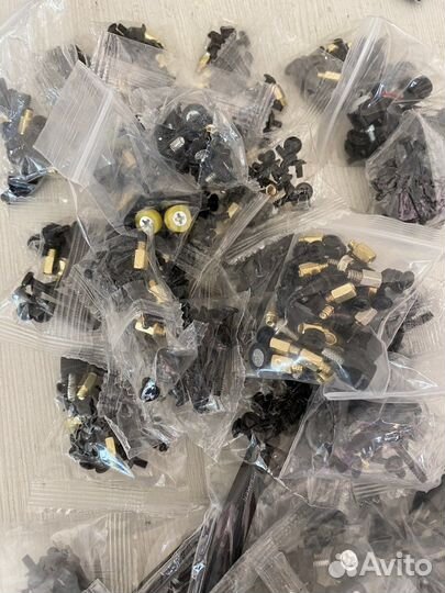 Болтики для сборки Пк десять штук