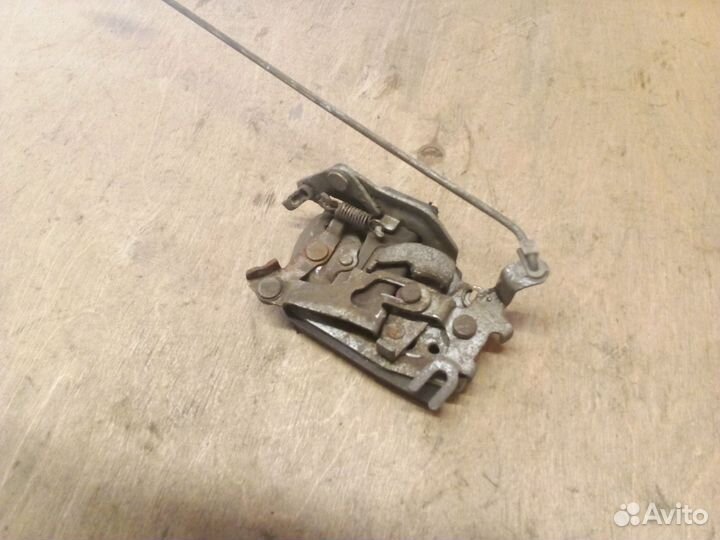 Замок правой двери Toyota Hiace 3 поколение