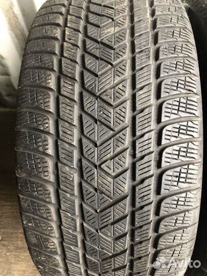 Pirelli Scorpion Winter 265/35 R22