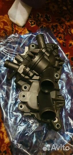 Термостат помпа поло рапид