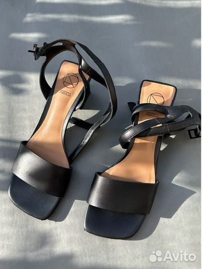 Econika 37 туфли