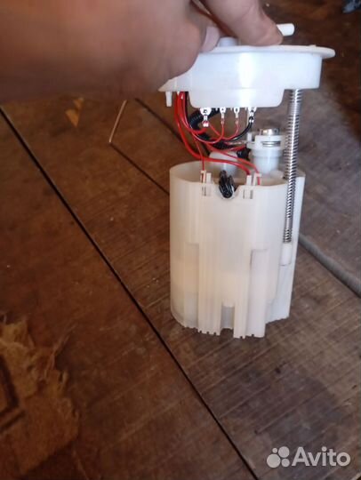 Бензонасос от Ford focus