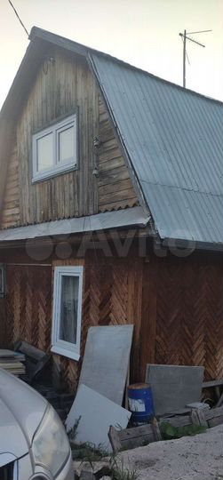 Дом 25 м² на участке 4 сот.