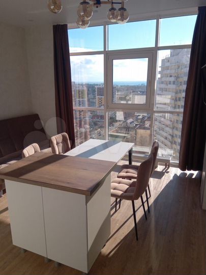 2-к. квартира, 56 м², 16/18 эт.