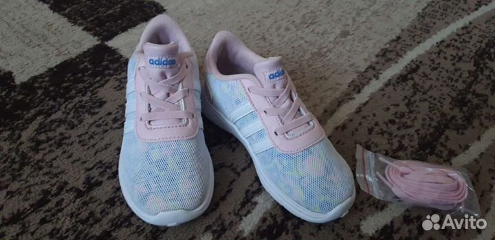 Кроссовки adidas