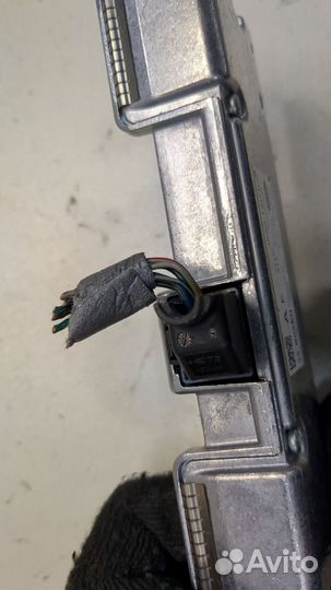 Камера переднего вида Jaguar F-Pace, 2016