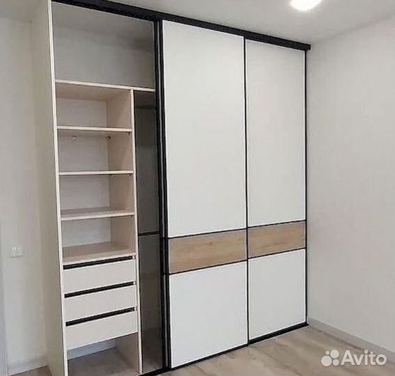 Шкаф распашной