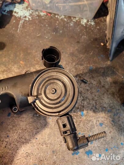 Маслоотделитель Шкода фабия 2 2008 год 1.4 Гольф 4