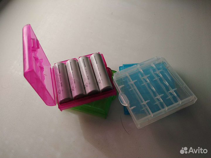 Коробка, бокс, футляр для батареек AA