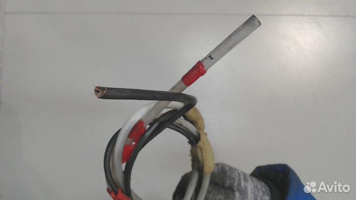 Антенна Mitsubishi L200, 2004