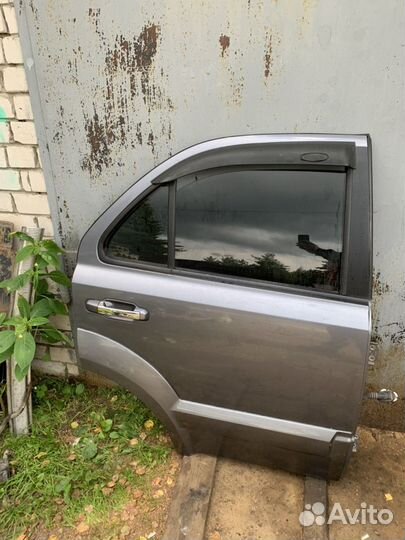 Дверь задняя правая Kia Sorento 1