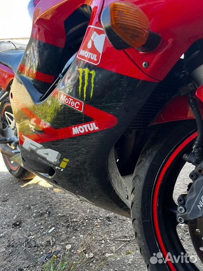 Пластик cbr600f4i