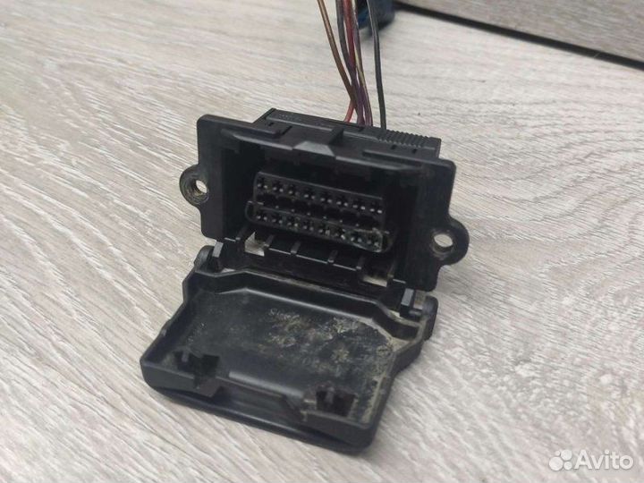 Диагностический разъем Mercedes