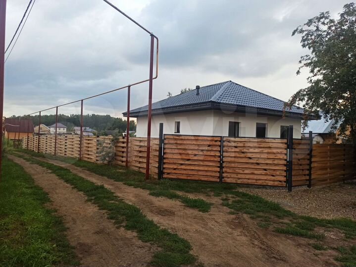 Дом 56 м² на участке 7,3 сот.